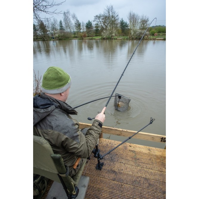 ANY CHAIR TELESCOPIC FEEDER ARM Korum