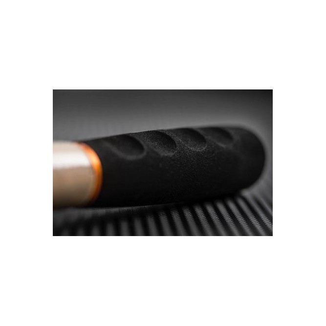 AVENTUS DISTANCE FEEDER ROD Guru