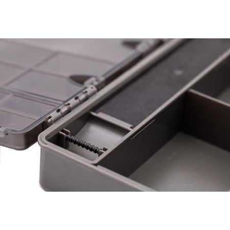 BASIX TACKLE BOX Korda