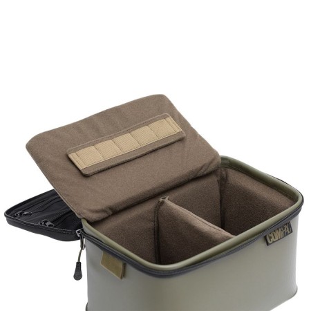 COMPAC CAMERA BAG? Korda