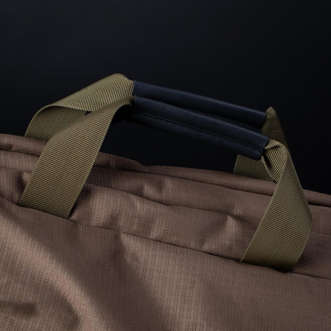 COMPAC DIVIDE 3 ROD HOLDALL Korda