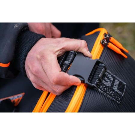 FUSION FEEDER BOX SYSTEM BAG Guru