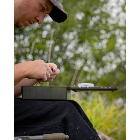 MEDIUM TACKLE BOX Fox