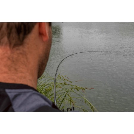 MONSTER X PELLET WAGGLER Preston Innovation