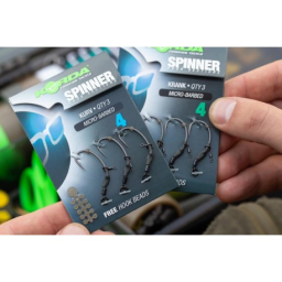 Ami Spinner Hook Kurv Shank Korda