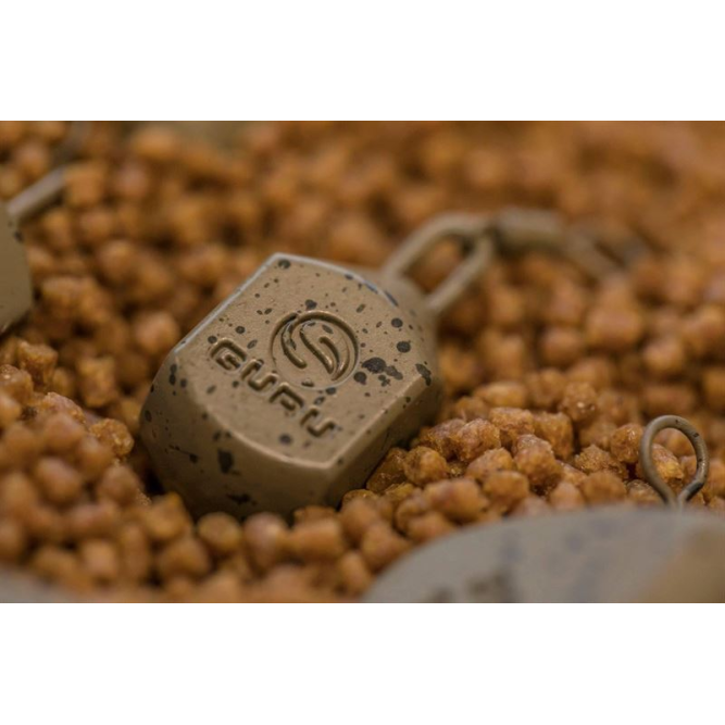 SQUARE PEAR BOMB Guru