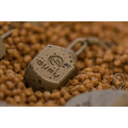 SQUARE PEAR BOMB Guru