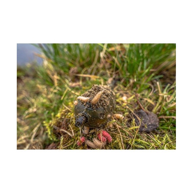 Korum Camo Window Feeder