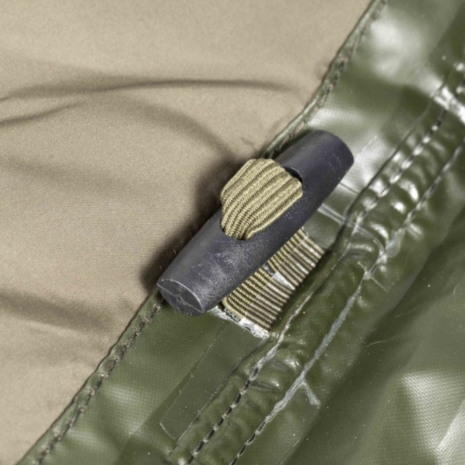 Nash Tackle Indulgence Waterproof Bedchair Cover Camo