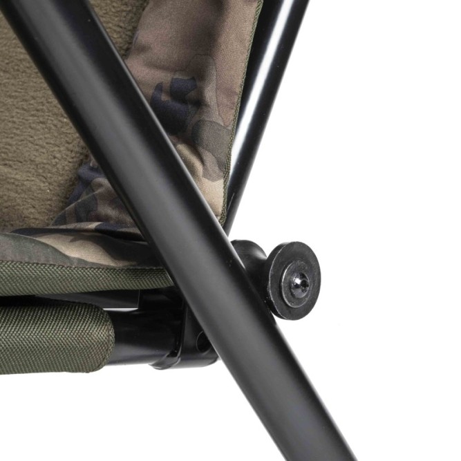 Nash Tackle Bank Life Reclining Chair Camo