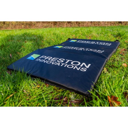 Preston Innovations Fold Away Unhooking Mat