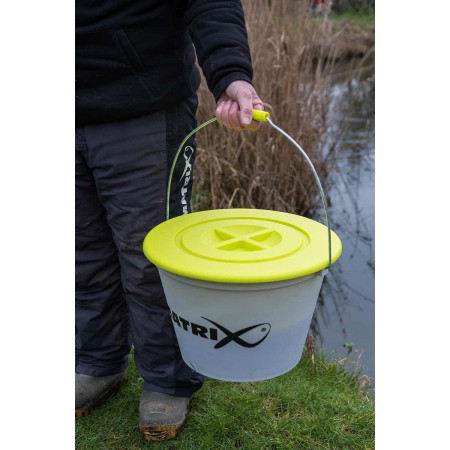 Matrix 17L Groundbait Bucket & Lid