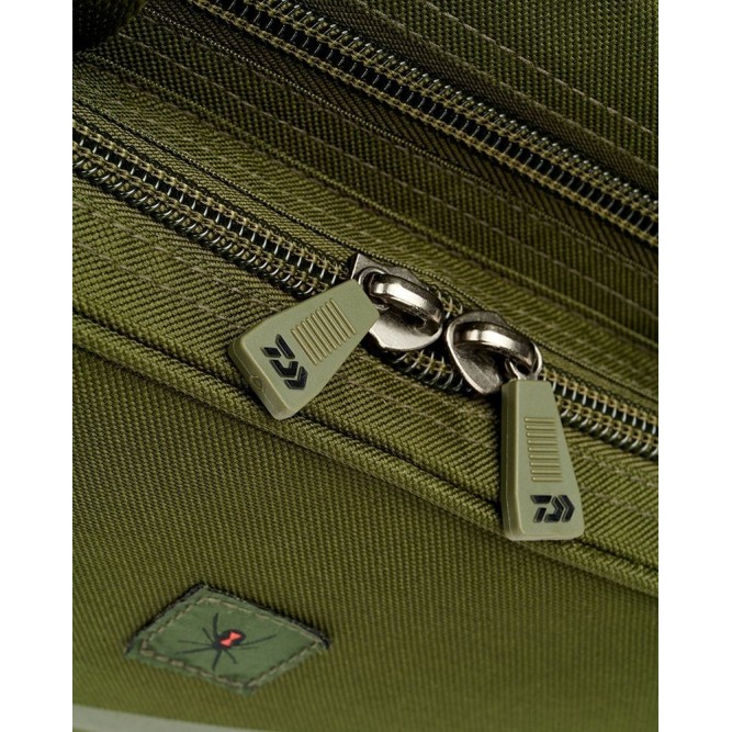 Daiwa Black Widow Cool Bait Bag