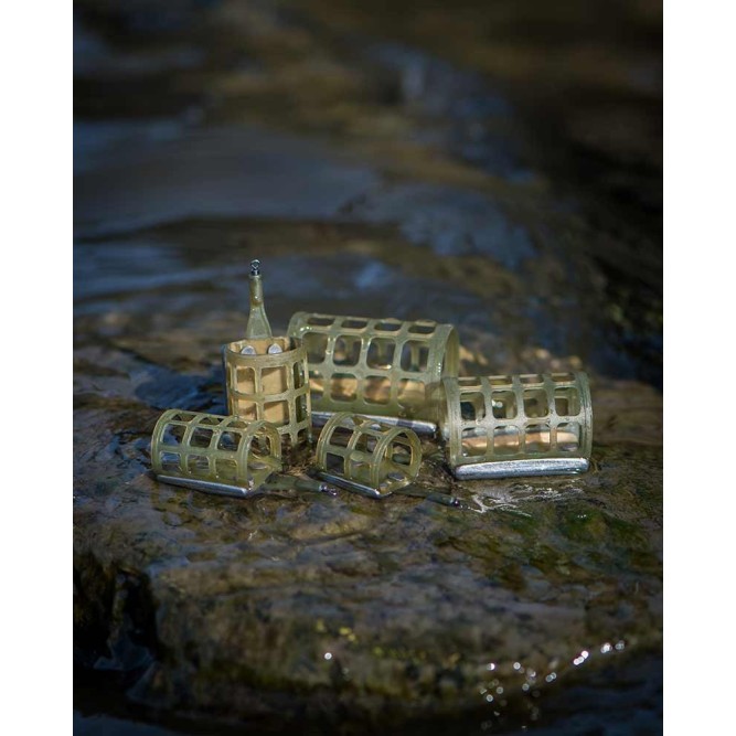 Matrix Plastic Cage Feeder