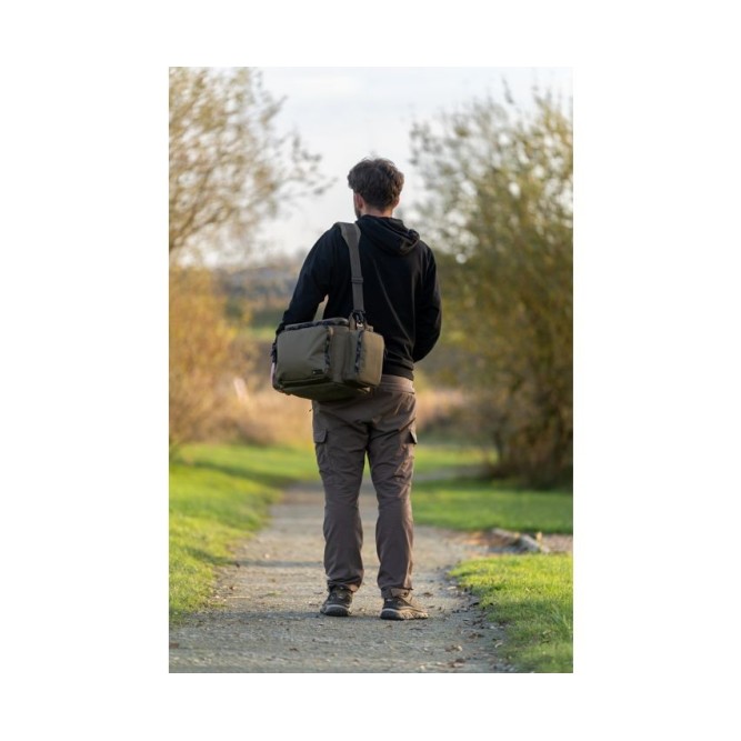 Avid Carp RVS Compact Carryall