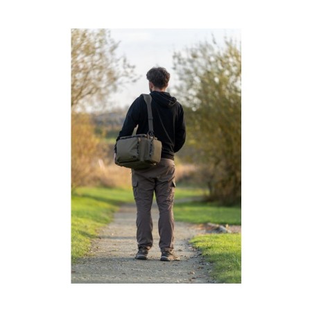 Avid Carp RVS Compact Carryall