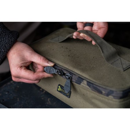 Avid Carp RVS 8 pot Hookbait Case