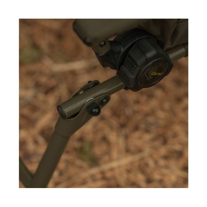 Avid Carp Benchmark Leveltech Recliner Chair