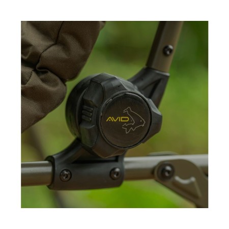 Avid Carp Benchmark Leveltech Hi-Back Recliner Chair