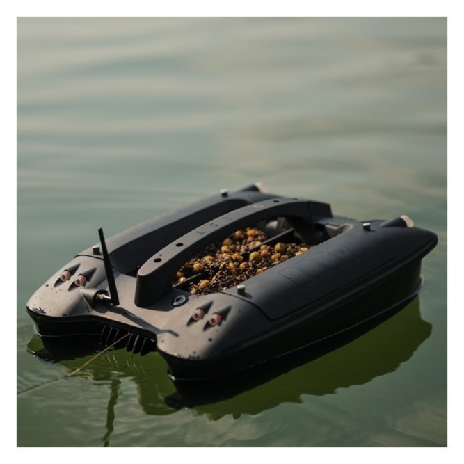 DEEPER QUEST BAIT BOAT Deeper