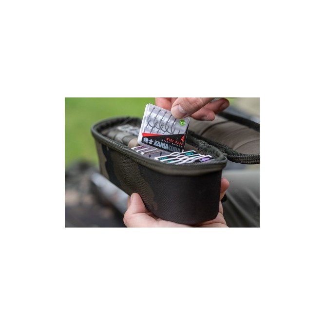 COMPAC 55 TACKLE POUCH DARK KAMO Korda