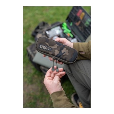 COMPAC 55 TACKLE POUCH DARK KAMO Korda
