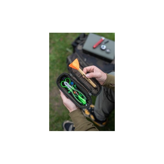 COMPAC 55 TACKLE POUCH DARK KAMO Korda