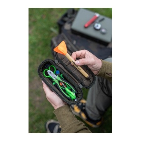 COMPAC 55 TACKLE POUCH DARK KAMO Korda