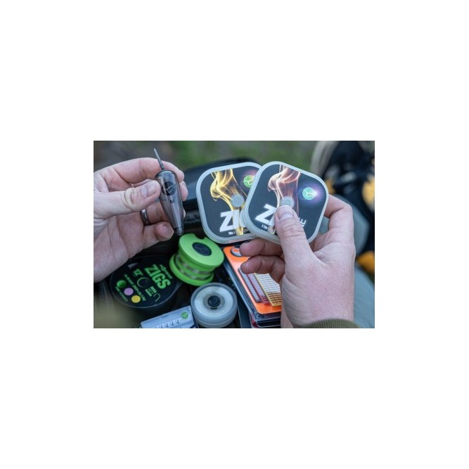 COMPAC 125 TACKLE POUCH DARK KAMO Korda