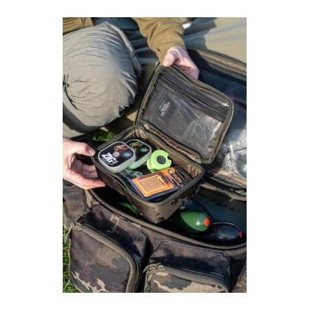 COMPAC 125 TACKLE POUCH DARK KAMO Korda
