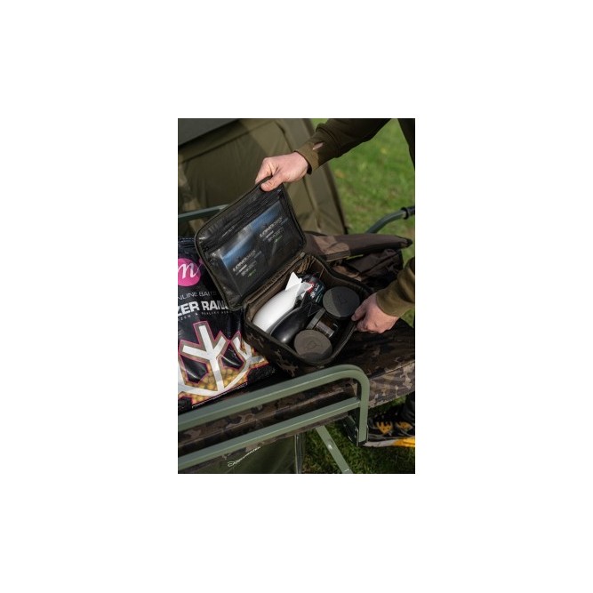COMPAC 200 TACKLE POUCH DARK KAMO Korda