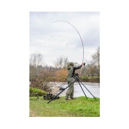 Korum Deluxe River Tripod 3 Rod Wide